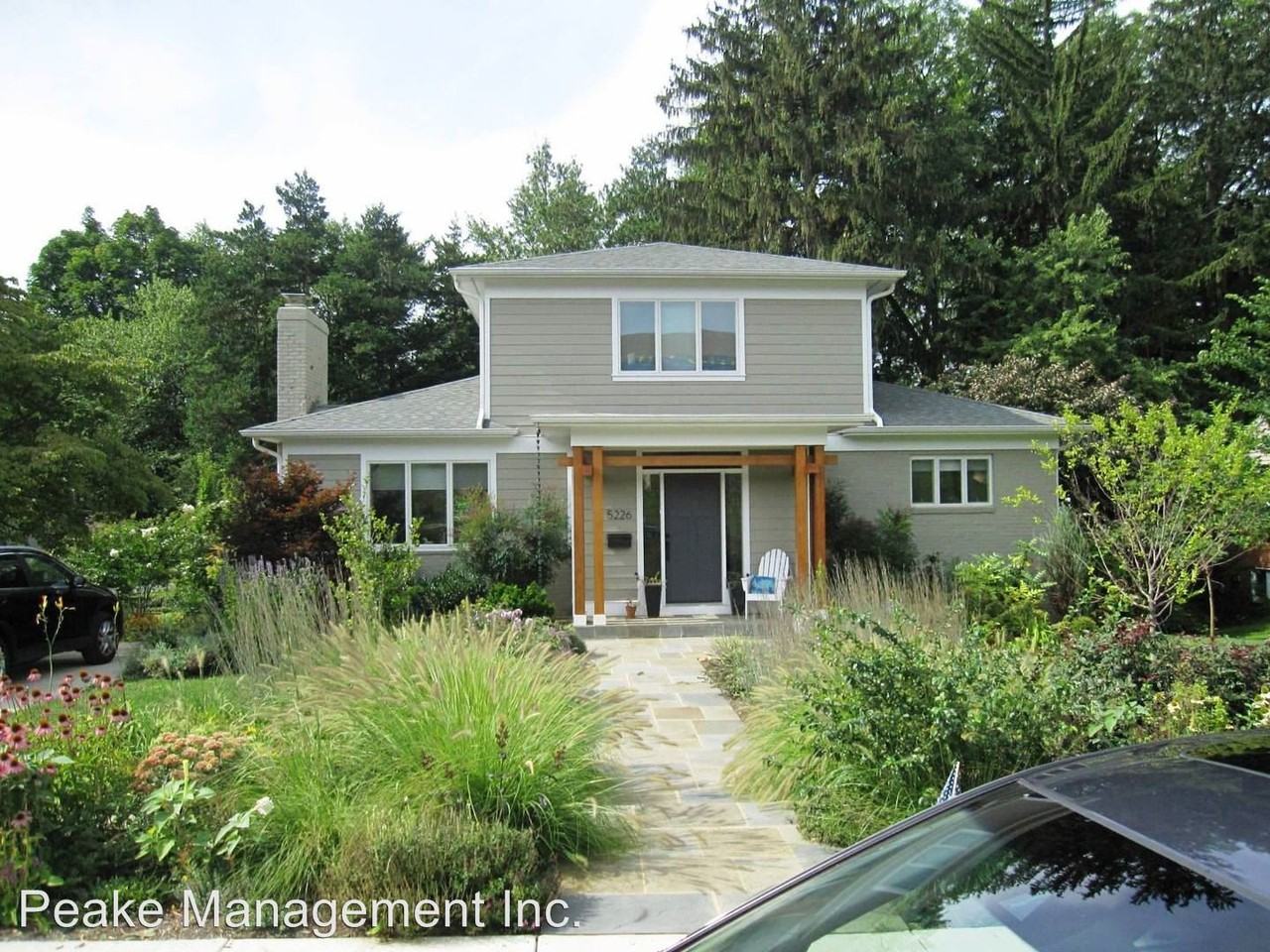 5226 36th St N - Photo 2 of 38