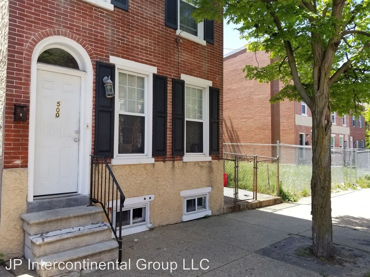 500 W 6th St - Photo 3 of 29