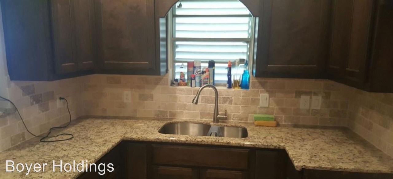 7501 Canary Cir - Photo 2 of 8