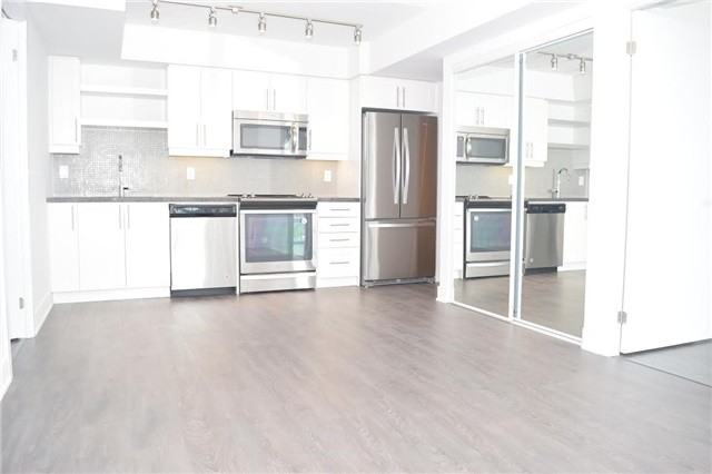 525 Adelaide Street West #1709