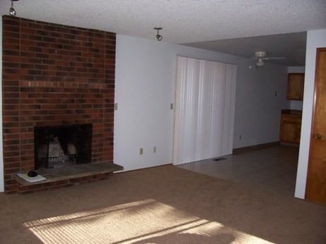 2162 Nomad Ct SE - Photo 3 of 4