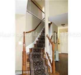 8590 Dover Downs Ct - Photo 3 of 15