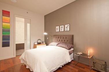 Berry St & N 12th St #98I