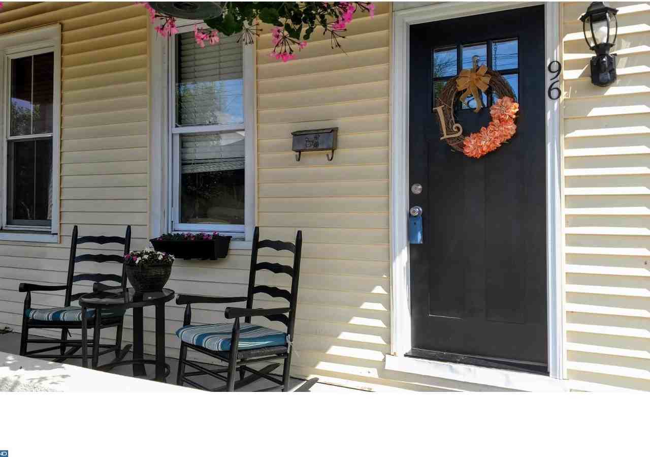 96 E 3rd St - Photo 3 of 16