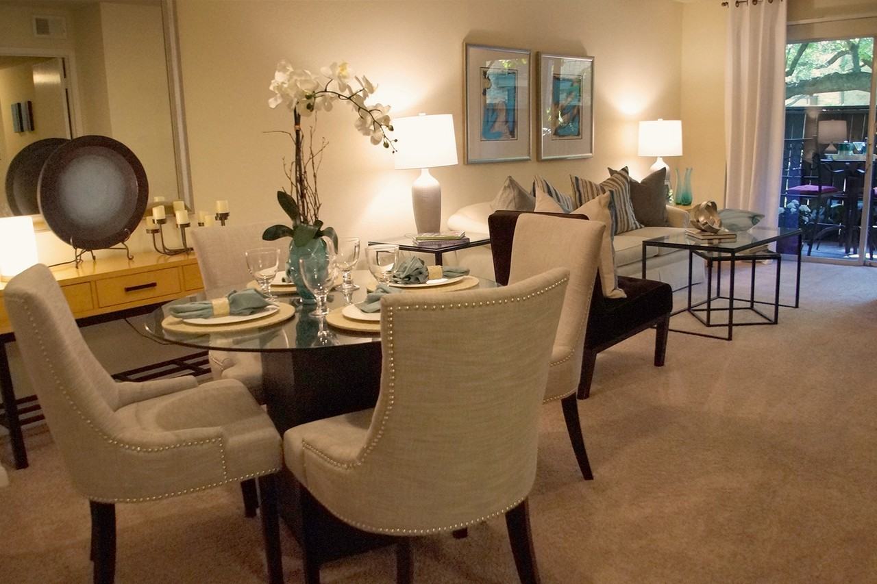 Creole on Yorktown - Photo 3 of 16