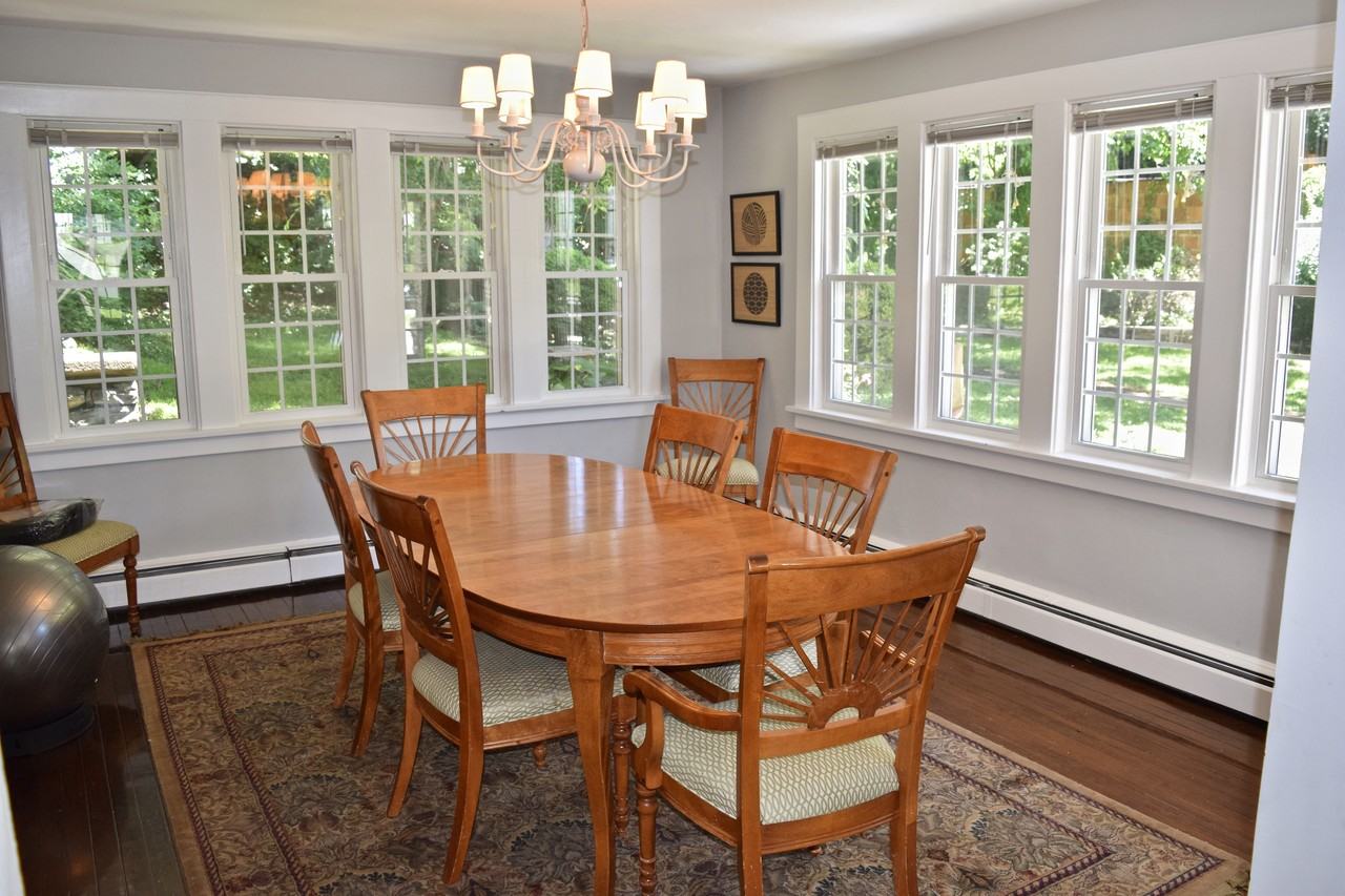 26 Latimer Ln - Photo 3 of 17