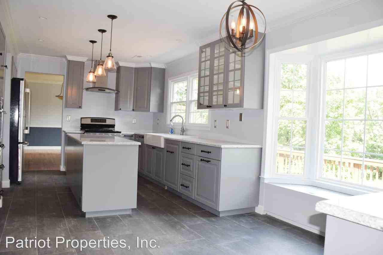 44148 Bristow Cir - Photo 3 of 27