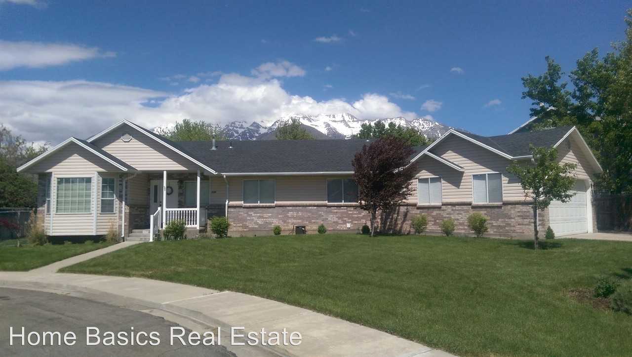 1420 N 725 W - Photo 2 of 28