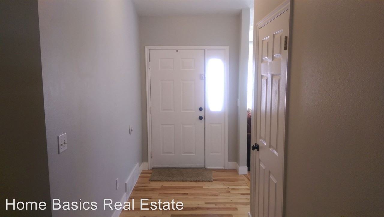 1420 N 725 W - Photo 3 of 28