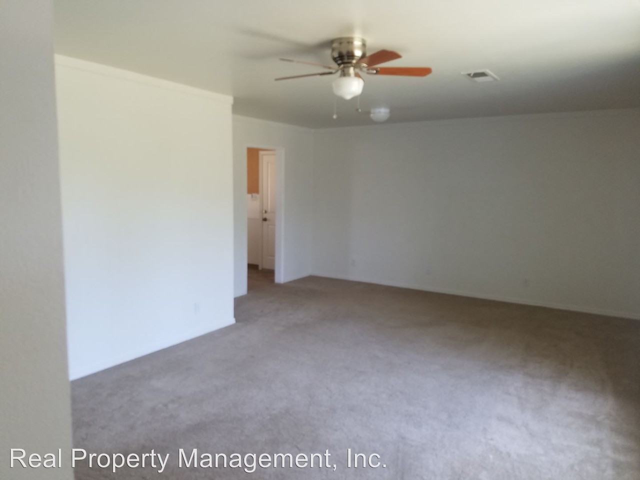 5636 Mountain View Dr - Photo 3 of 23