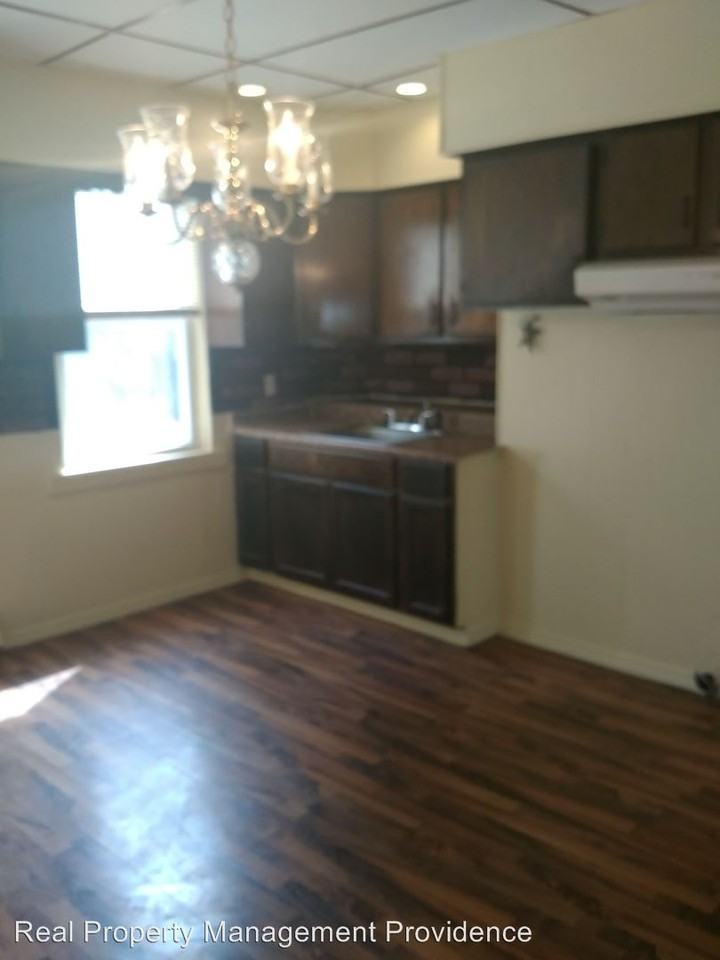 15 Sheridan St - Photo 3 of 9