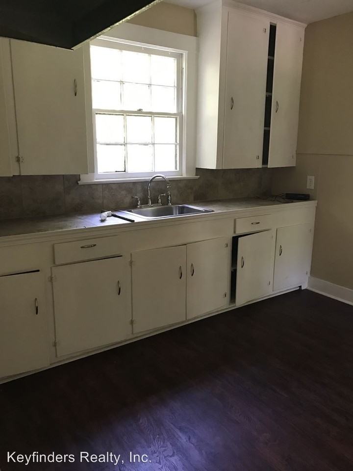 376 S Ardenwood Dr - Photo 3 of 19