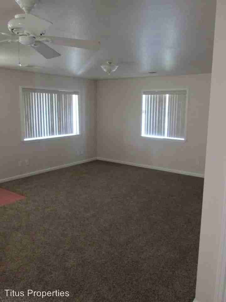 780 Pacific Ave - Photo 2 of 9