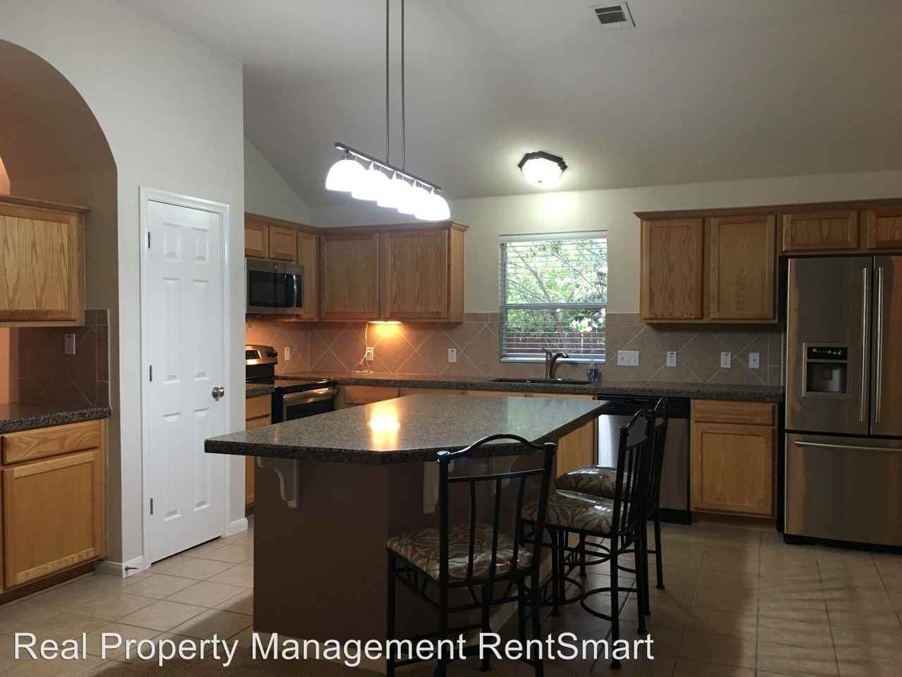 3821 Sky Ln - Photo 3 of 28