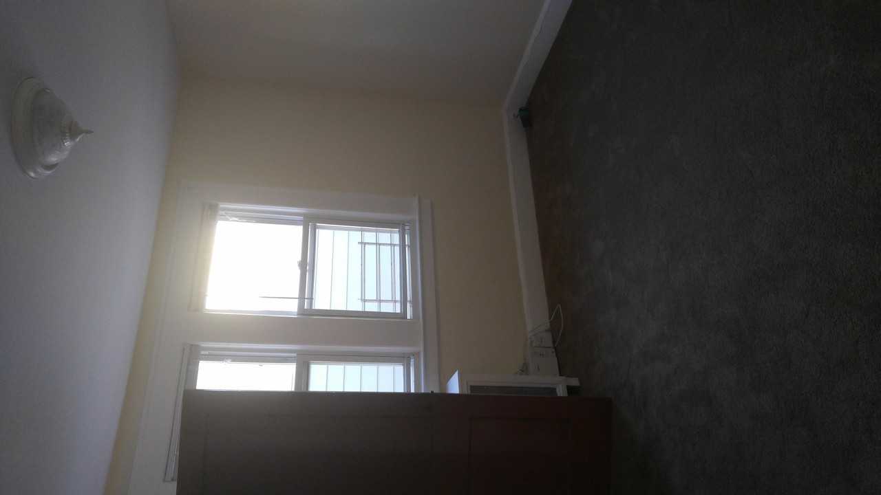 90 Newark Way - Photo 3 of 5