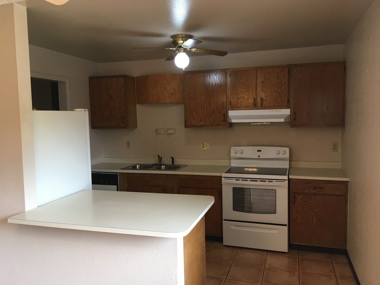 326 La Luz Dr - Photo 2 of 7