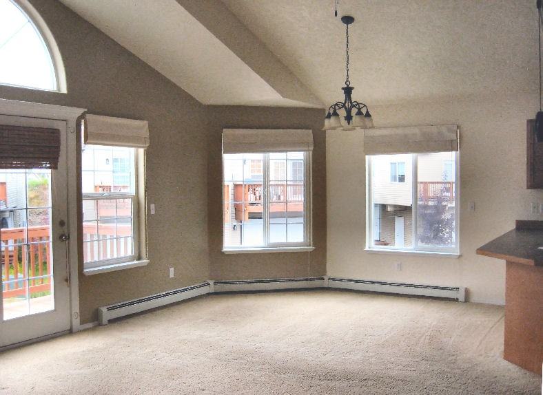 11824 Galloway Loop - Photo 3 of 6