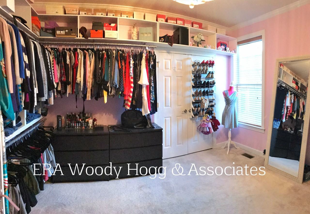 8624 Devara Ct - Photo 2 of 6