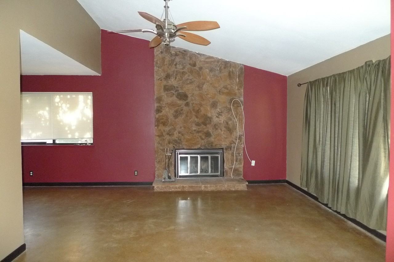 11217 Cedar River Ct - Photo 2 of 15