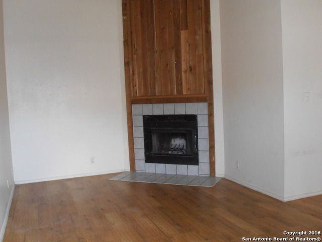 8916 Fall River Dr - Photo 2 of 11