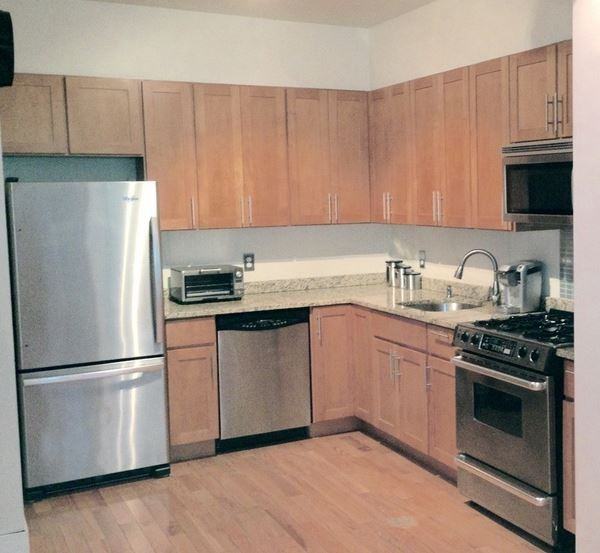 Havemeyer St & S 1st St #8C