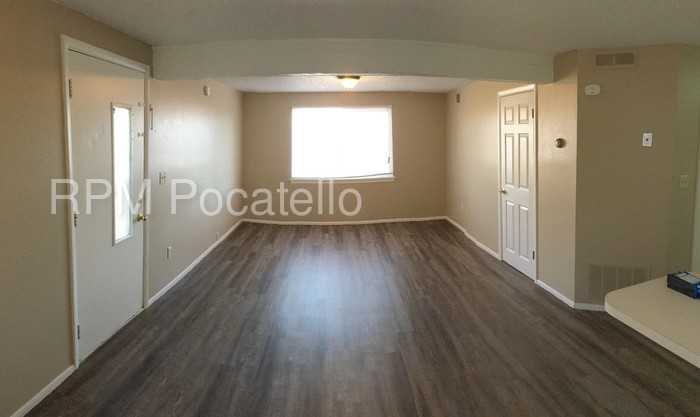 59 Foothill Blvd - Photo 3 of 13
