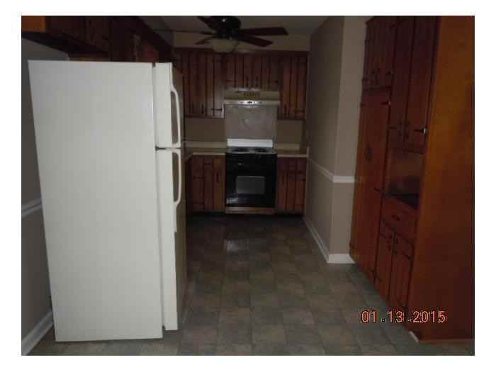3403 Drake Road - Photo 3 of 8