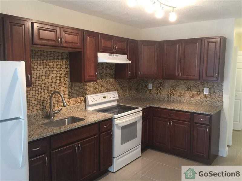 4846 NW 3rd St - Photo 2 of 6