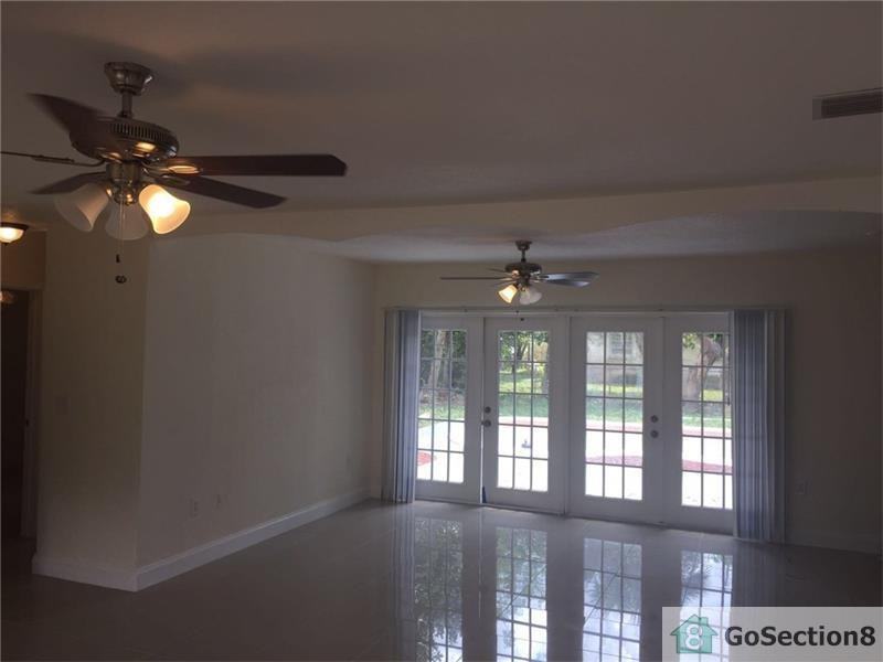 4846 NW 3rd St - Photo 3 of 6