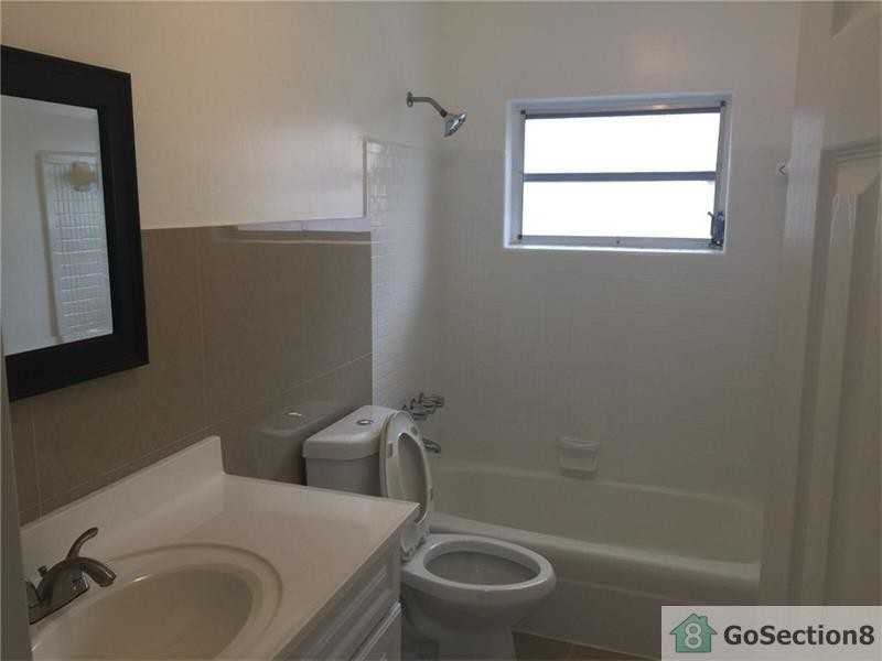 5094 NW 41st St - Photo 3 of 3