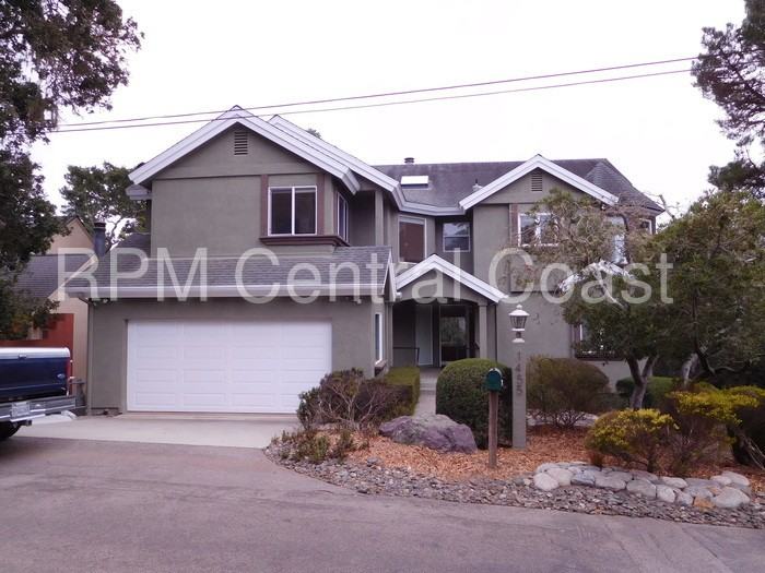 1473 Randall Dr - Photo 3 of 29