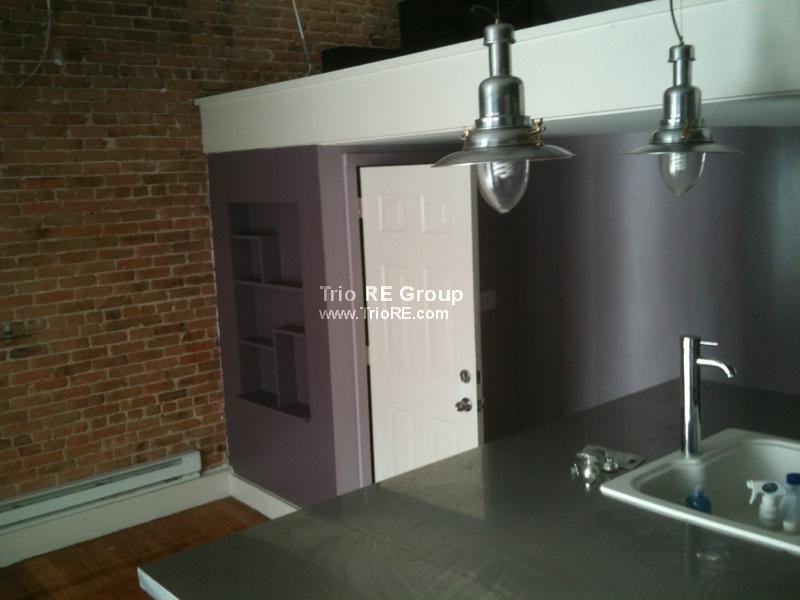 321 Spruce St #3 - Photo 2 of 7