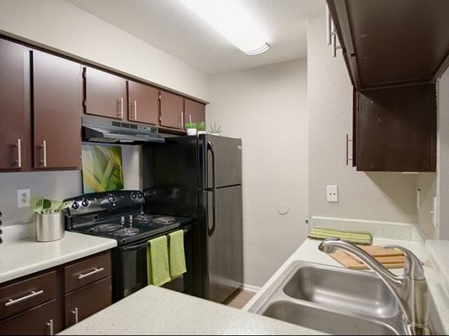 The Crosby at Westchase Apartments 2909 Hayes Road, Houston, TX 77082 Zumper