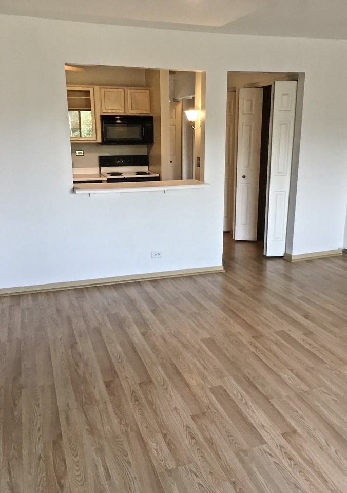 22508 Jackson Ct #1F - Photo 3 of 10