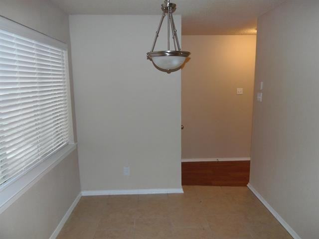 235 Clary Dr - Photo 2 of 13