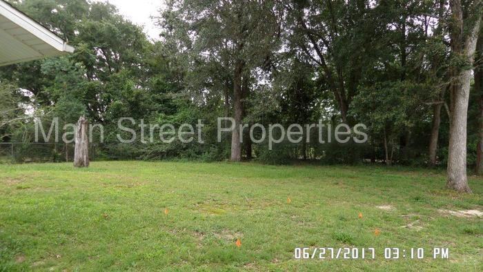 11682 Wakefield Dr - Photo 2 of 8