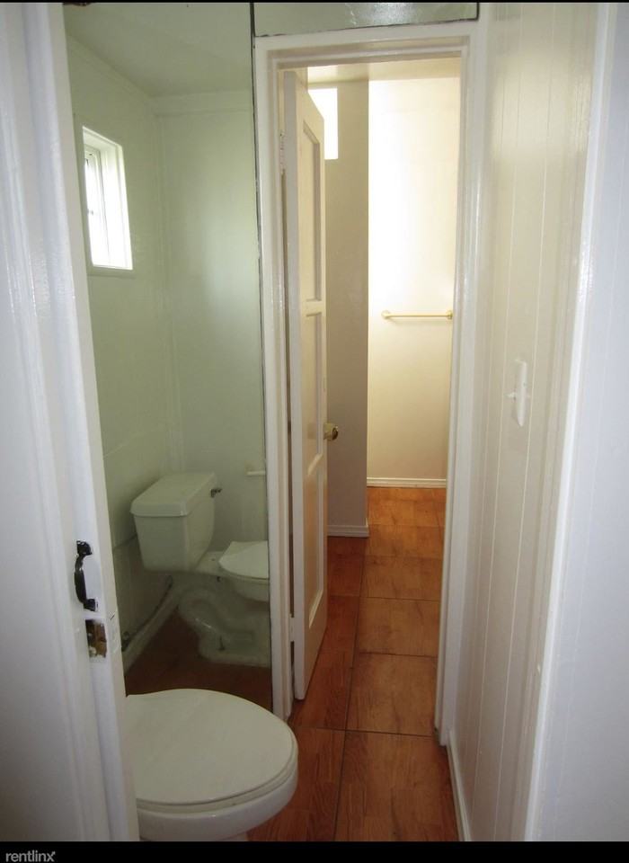 2709 Santa Monica Blvd - Photo 3 of 8