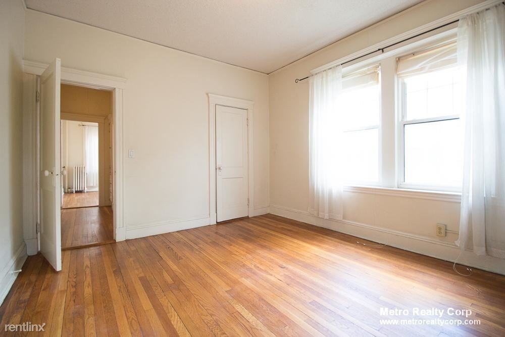 43 Saint Paul St - Photo 2 of 12