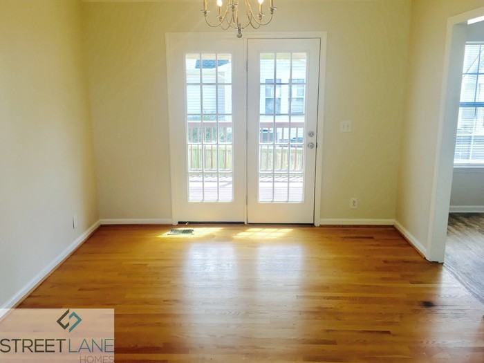 205 Fitzpatrick Pl - Photo 3 of 12