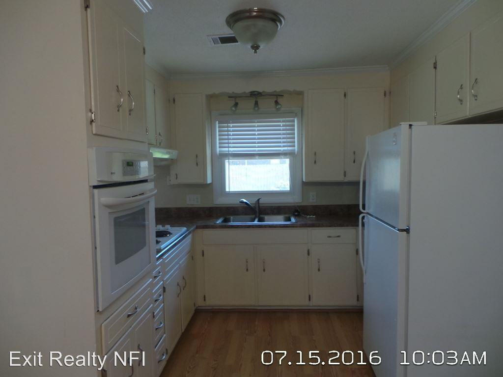 7820 La Nain Dr - Photo 2 of 10