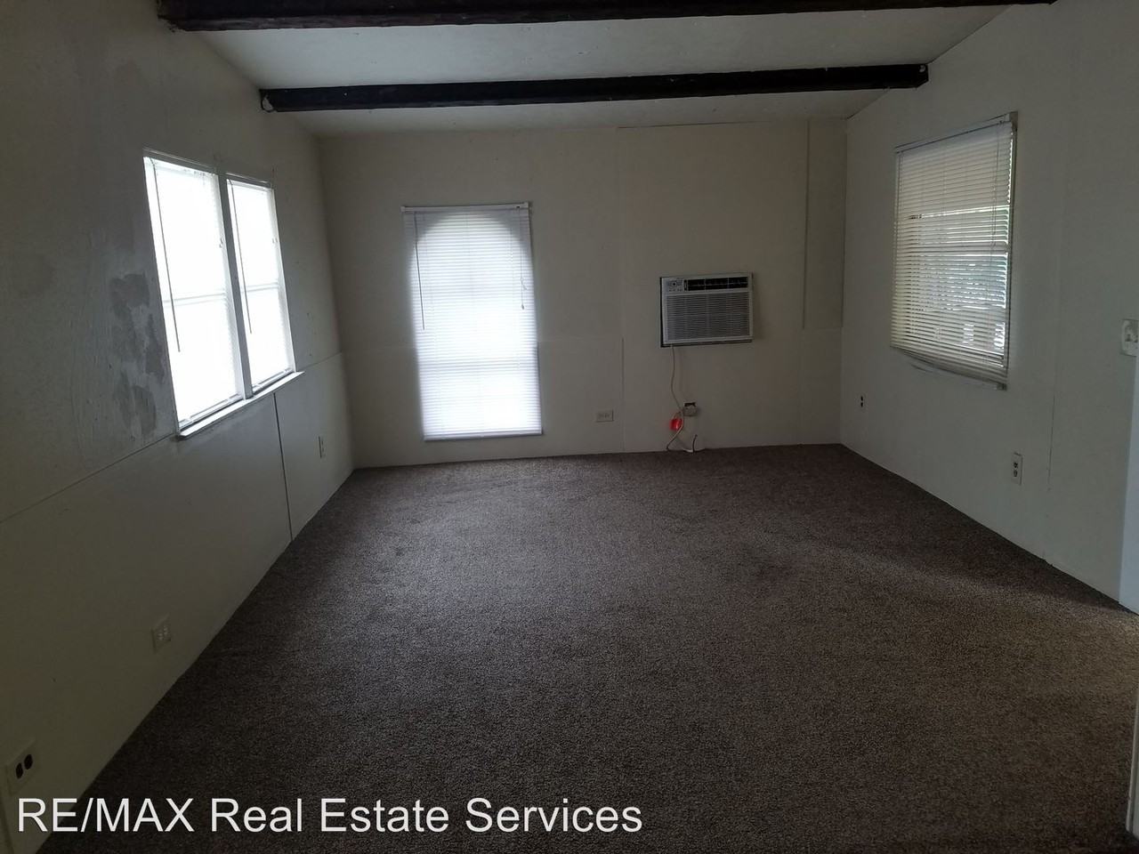 7288 Golden Meadows Rd - Photo 2 of 10