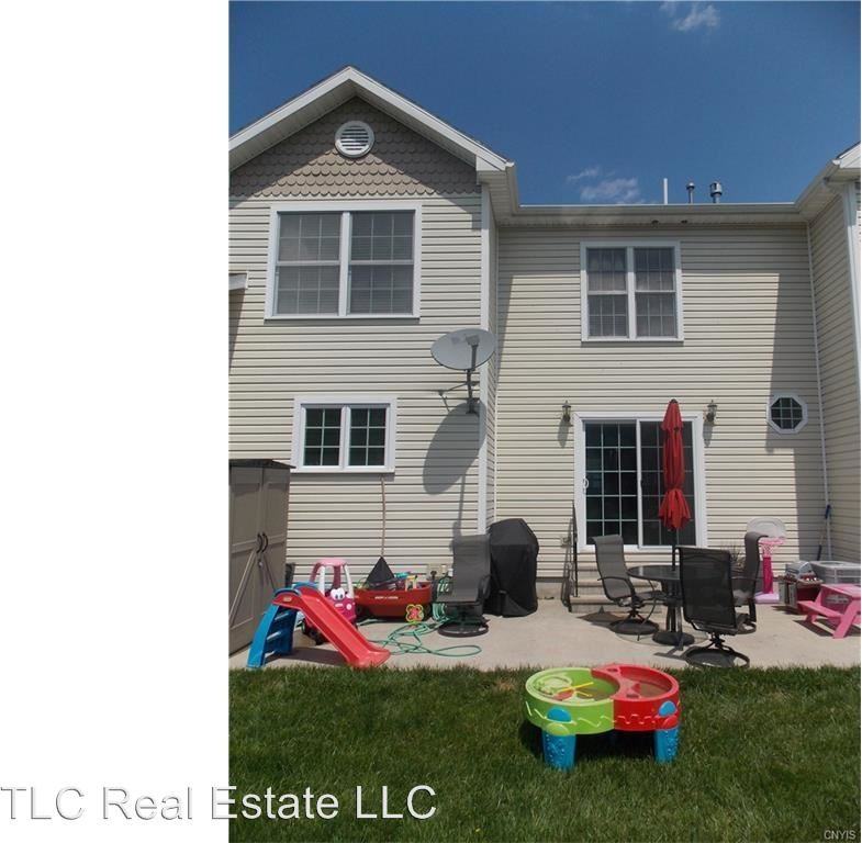 209 Edmund St - Photo 2 of 23