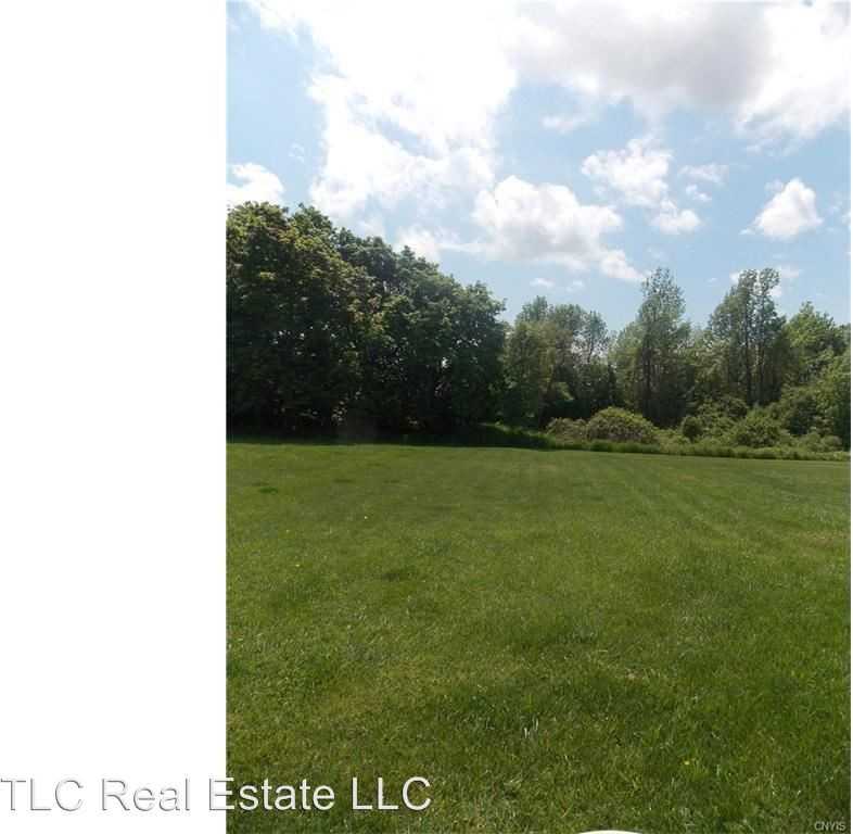 209 Edmund St - Photo 3 of 23