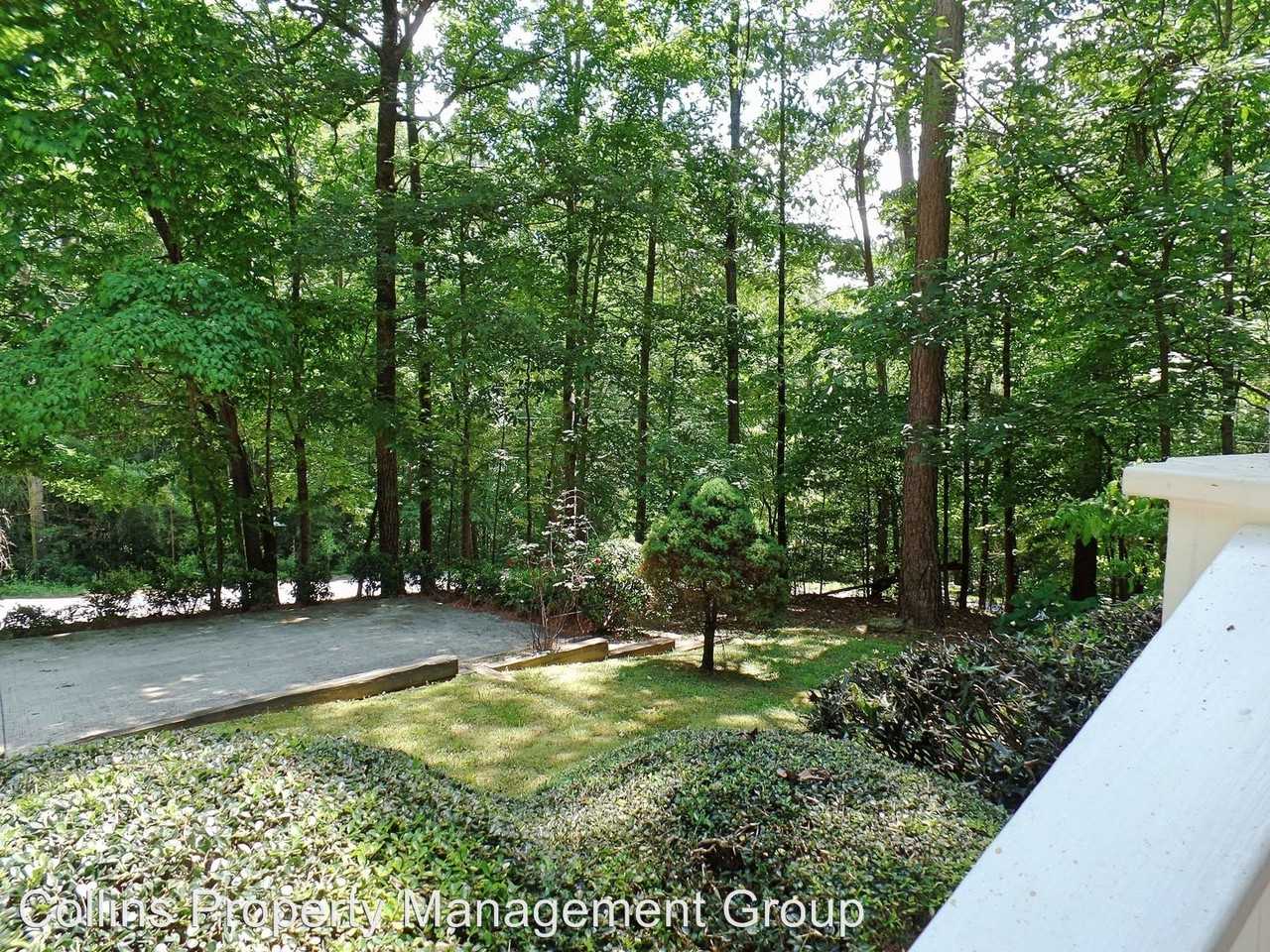 492 Falling Water Dr - Photo 3 of 15