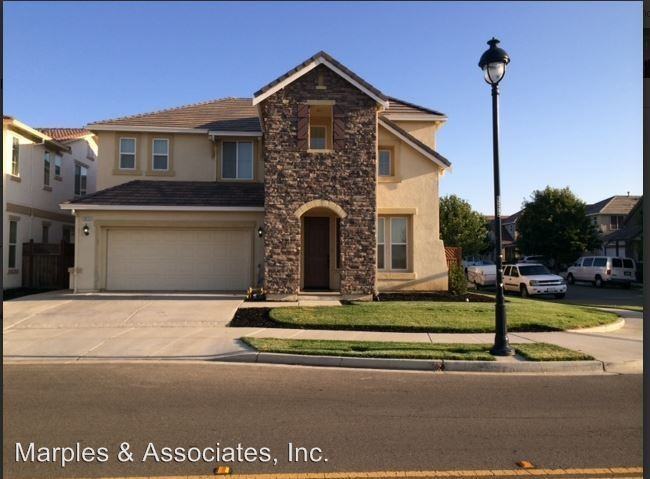 2474 Grant St - Photo 2 of 19