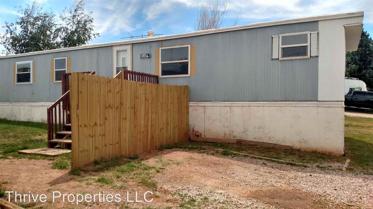 5711 Pine St - Photo 2 of 12