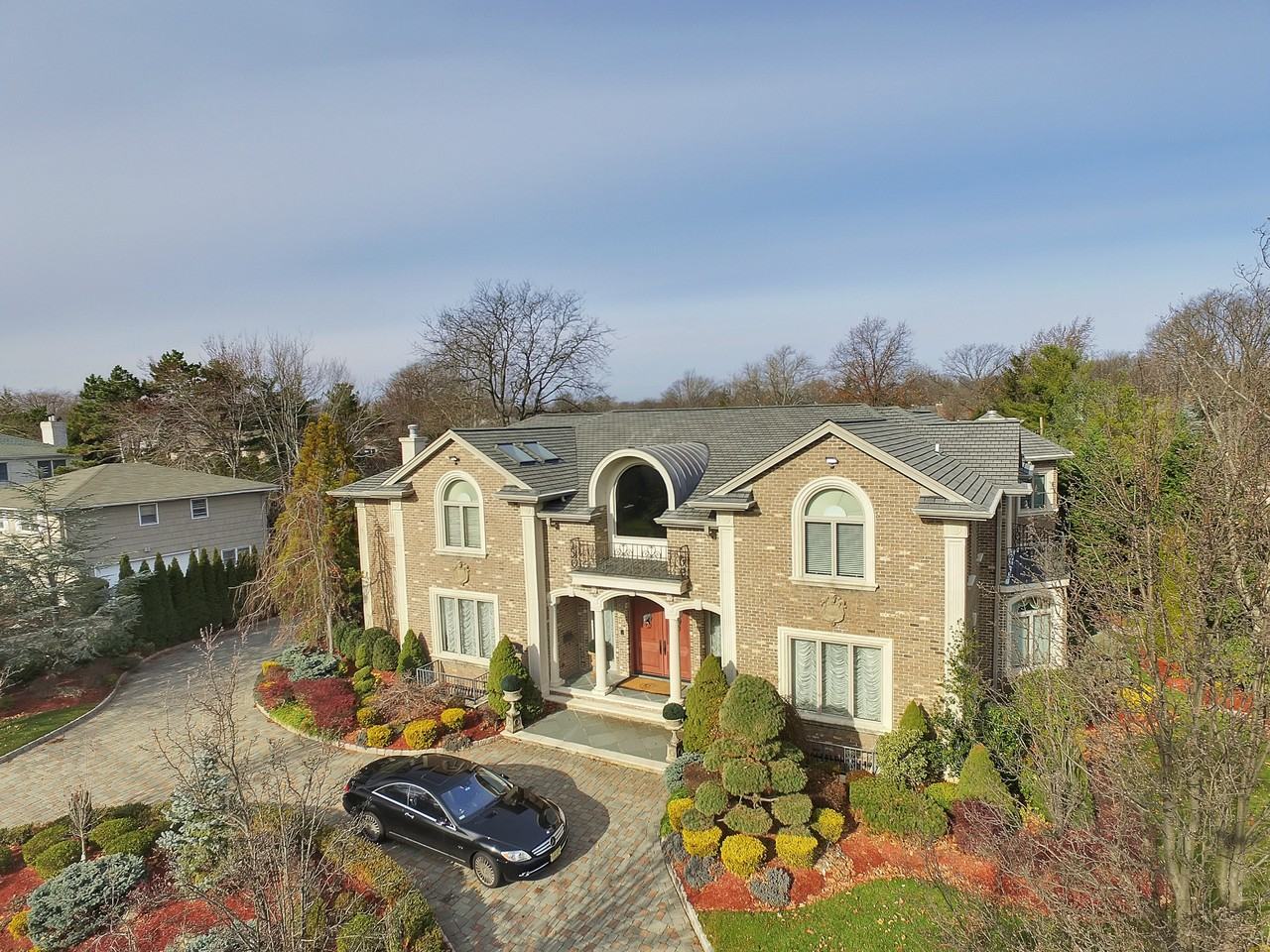 26 Carol Dr - Photo 3 of 49