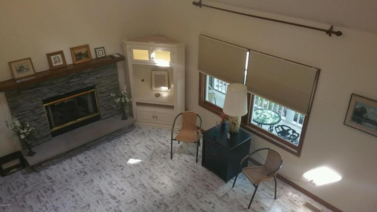 200 Fetlock Dr - Photo 2 of 20