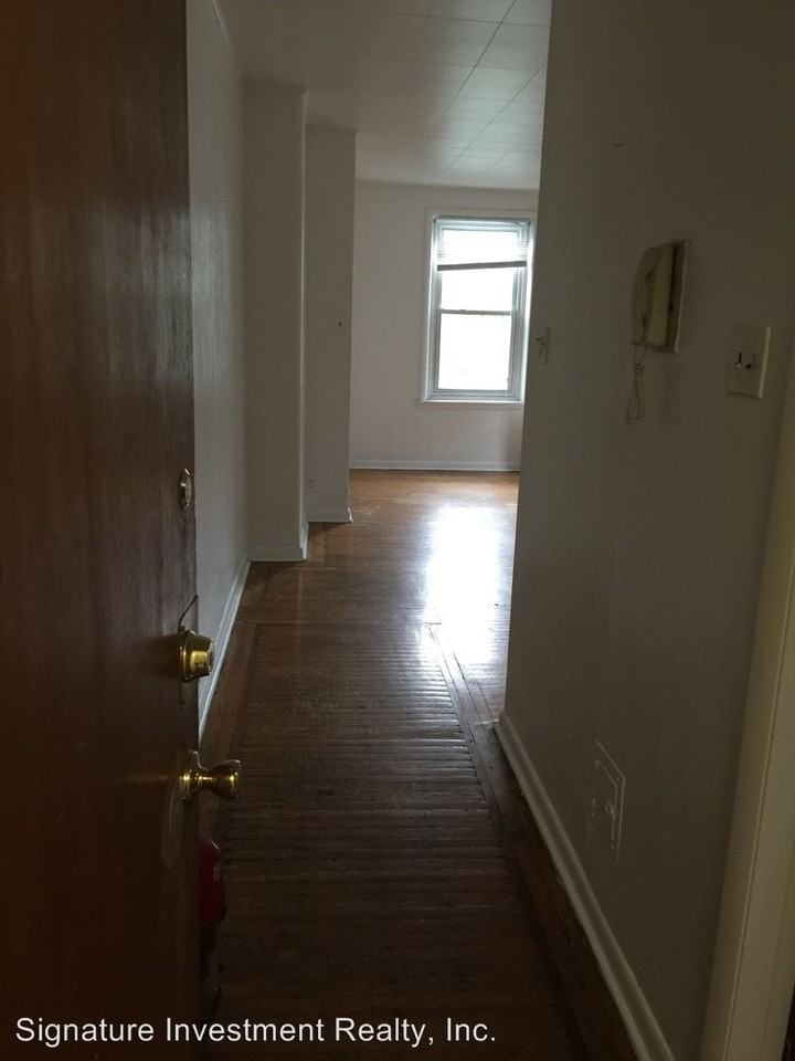 2226 Spruce Street - Photo 3 of 6