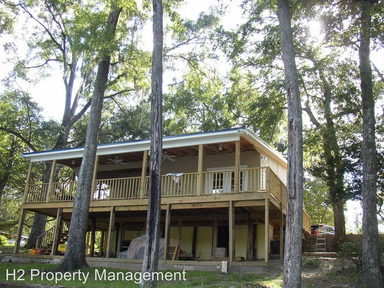 3095 Lakeview Point Rd - Photo 3 of 15